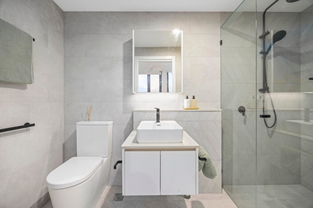 1092/165 Marine Parade, Southport, 2 Bedrooms Bedrooms, ,2 BathroomsBathrooms,Apartment,For Rent,Marine,1086