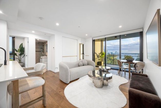 1092/165 Marine Parade, Southport, 2 Bedrooms Bedrooms, ,2 BathroomsBathrooms,Apartment,For Rent,Marine,1086