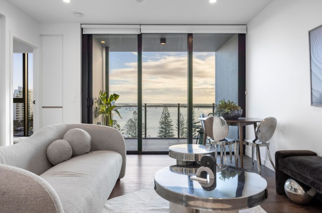 1092/165 Marine Parade, Southport, 2 Bedrooms Bedrooms, ,2 BathroomsBathrooms,Apartment,For Rent,Marine,1086